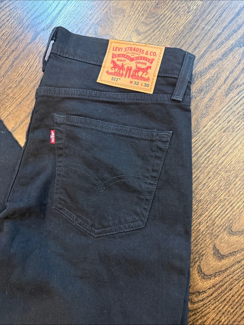 Levi's Men's Black Slim Jeans with Leather Patch 511 skin 32x30